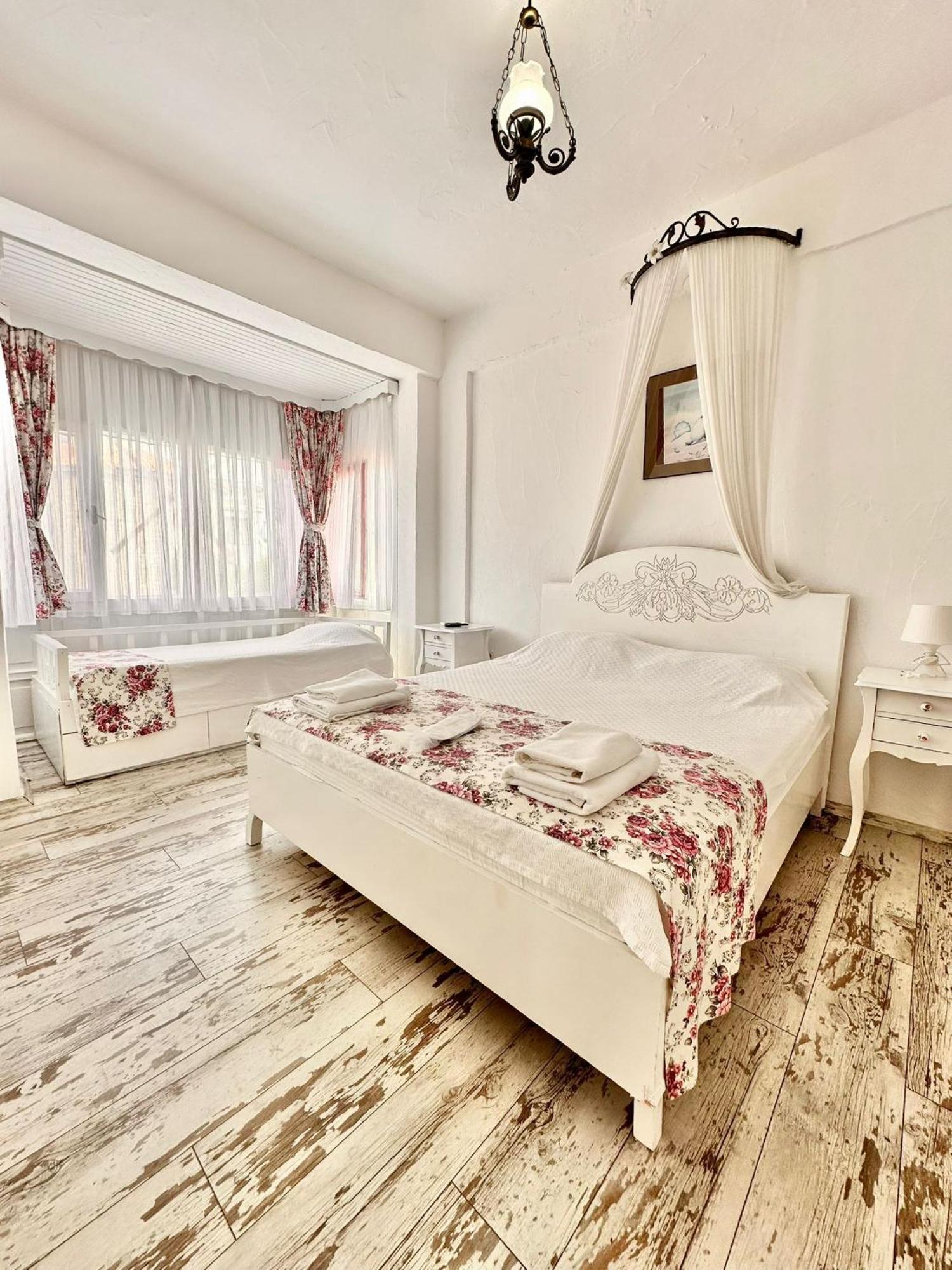 Aisem By Hire Hotel Alaçatı Ngoại thất bức ảnh