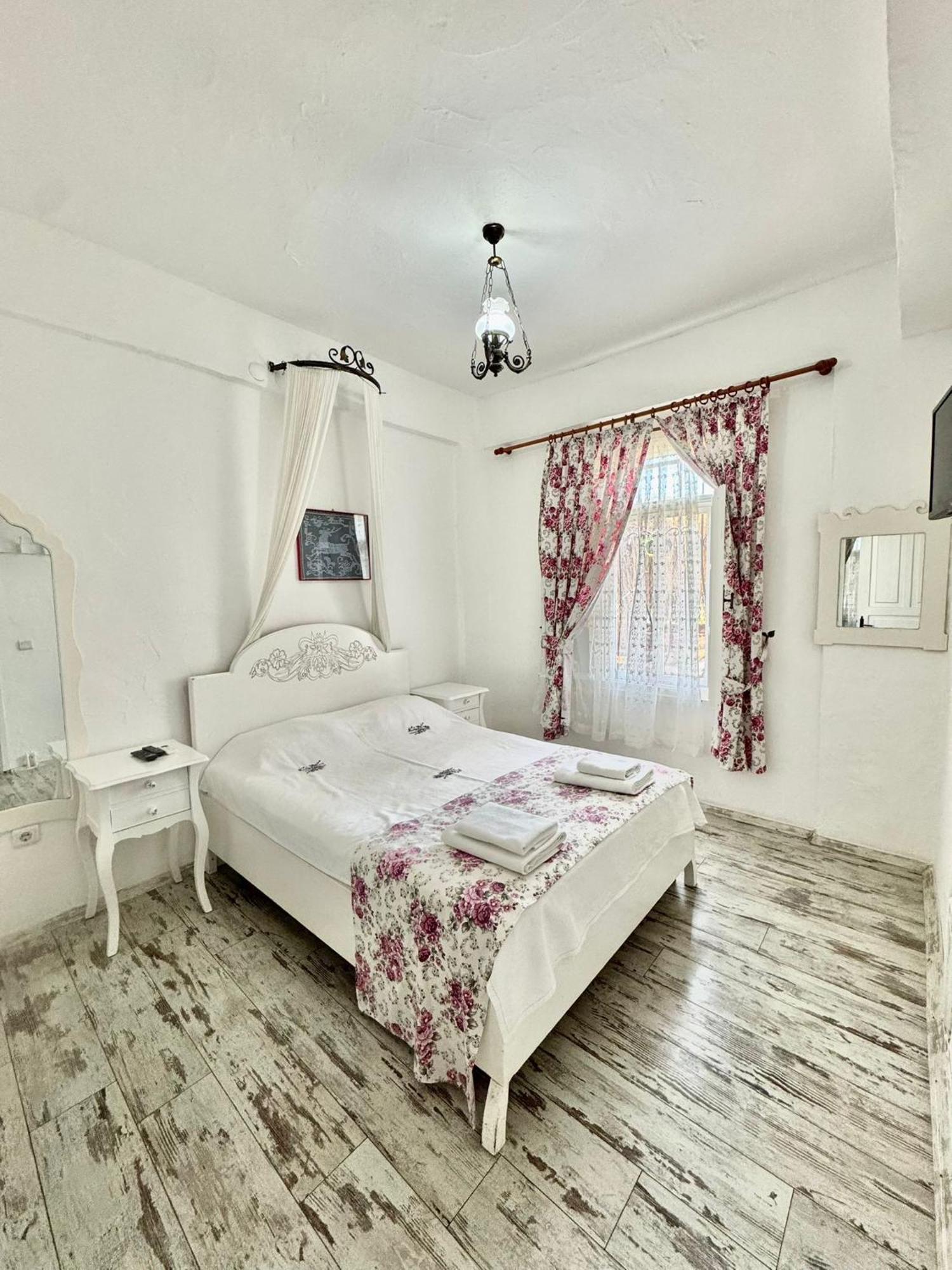Aisem By Hire Hotel Alaçatı Ngoại thất bức ảnh