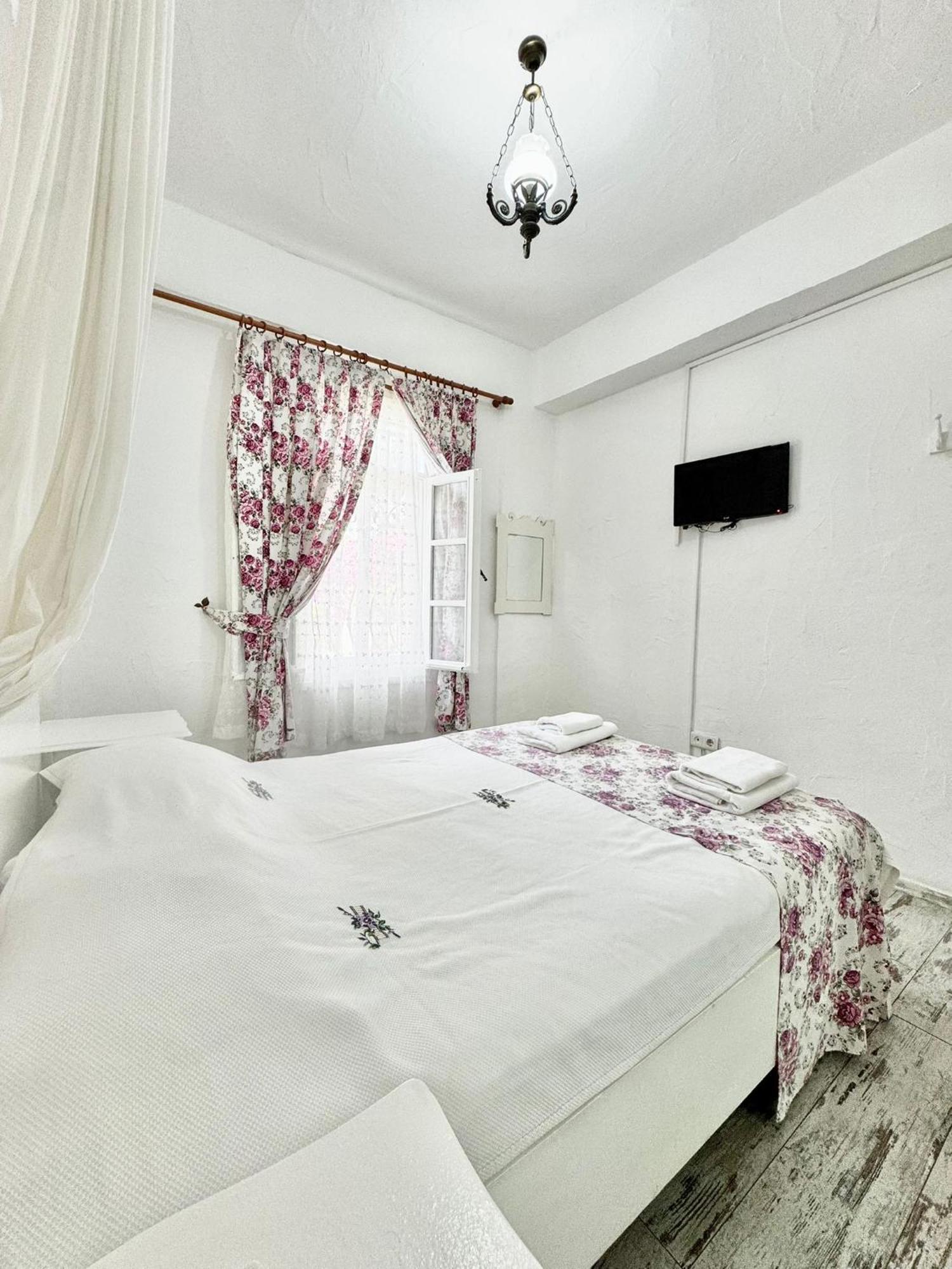 Aisem By Hire Hotel Alaçatı Ngoại thất bức ảnh